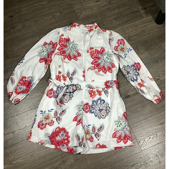 Floral Print Long Sleeve Button-Up Womens Romper Size S Casual Wear Pockets NWOT - Picture 1 of 12